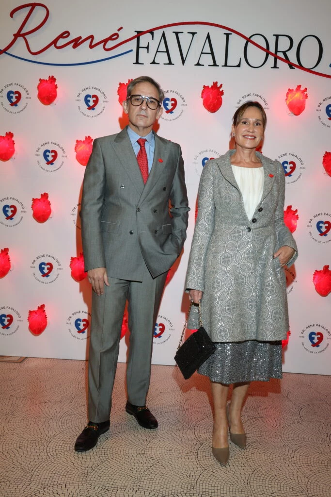 Adrián Brown y Giselle Faini en la gala por los 100 años de René Favaloro en el Teatro Colón