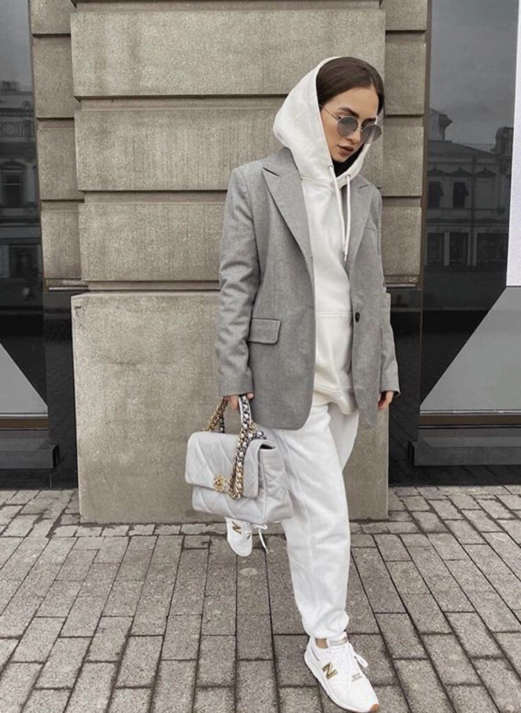 Blazer y jogger, la combinación más canchera de este invierno. Foto: Pinterest.