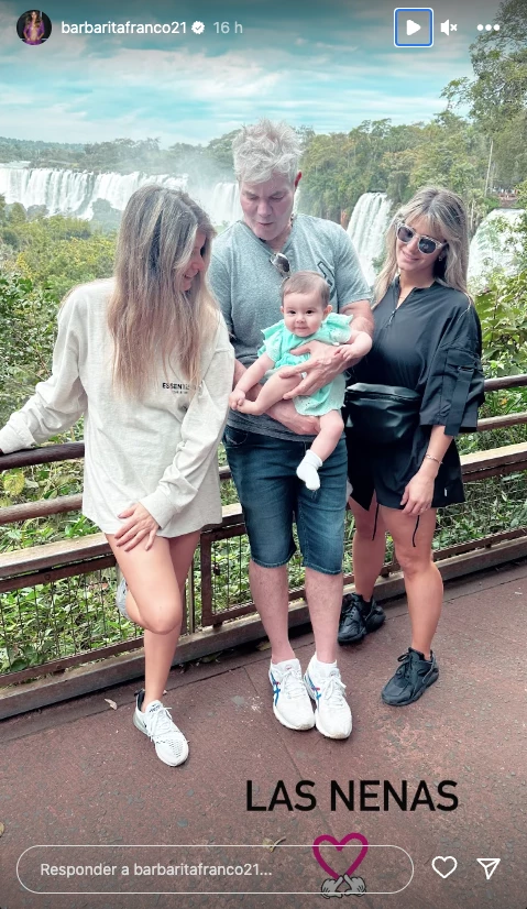 Fernando Burlando con sus hijas, María, Delfina y Sarah