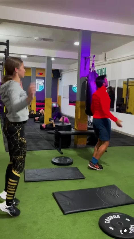Indiana Cubero entrenando con Fabián Cubero