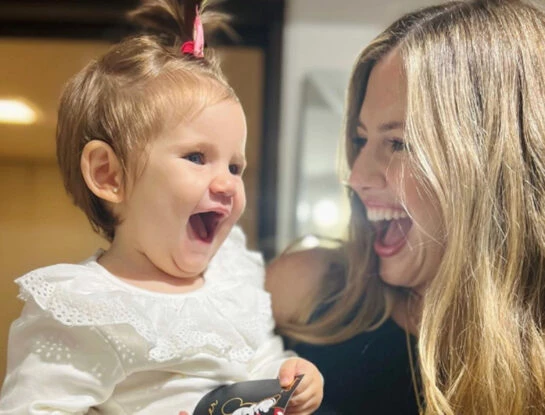 Stepahine Demner le dedicó un emotivo video a su hija Arianna al cumplir su primer año de vida