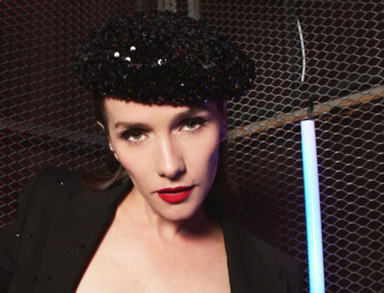 Natalia Oreiro se adelanta a la tendencia: ¡rayas para el verano 2023/2024!