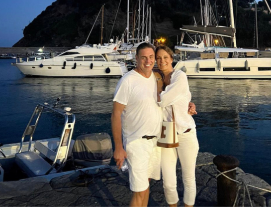 La prenda infaltable del verano 23-24, como la que usó Nequi Galotti en su viaje a Italia