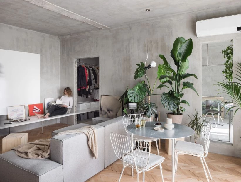 Así se renovó un departamento con el hormigón visto como protagonista