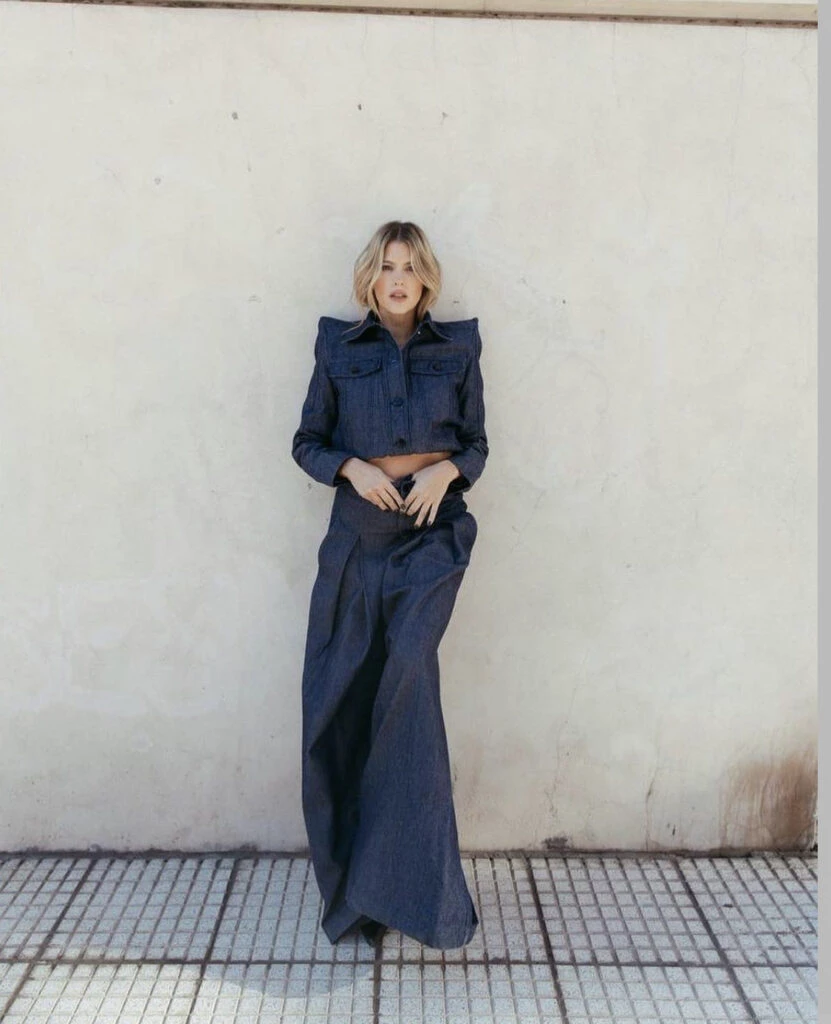 El look denim total de Mery del Cerro. Foto: Instagram.