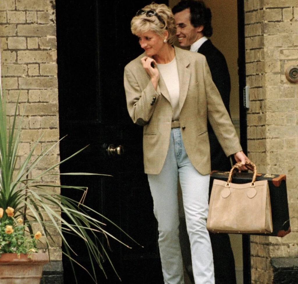 Este es el look de Barbie inspirado en Lady Di. Foto: Instagram.