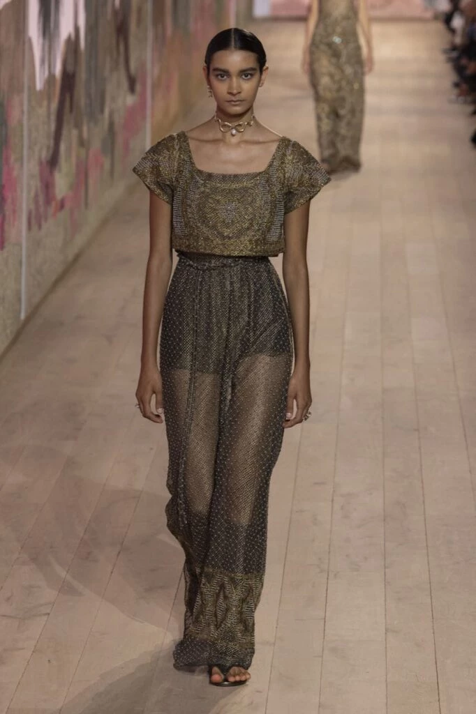 Desfile Christian Dior Alta Costura otoño invierno 23/24