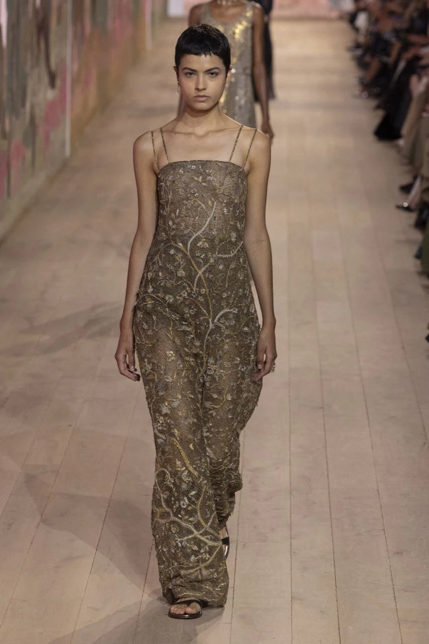 Desfile Christian Dior Alta Costura otoño invierno 23/24