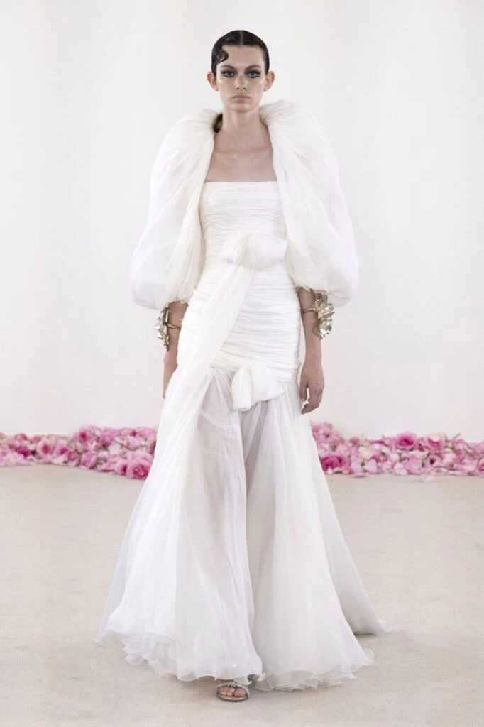 Desfile Giambattista Valli Haute Couture otoño invierno 2023/24