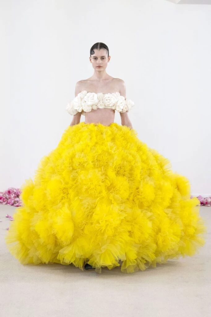 Desfile Giambattista Valli Haute Couture otoño invierno 2023/24
