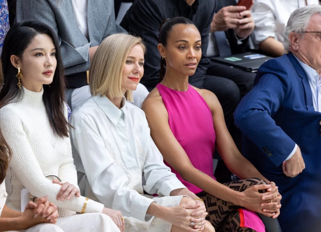 famosas en el front row de fendi