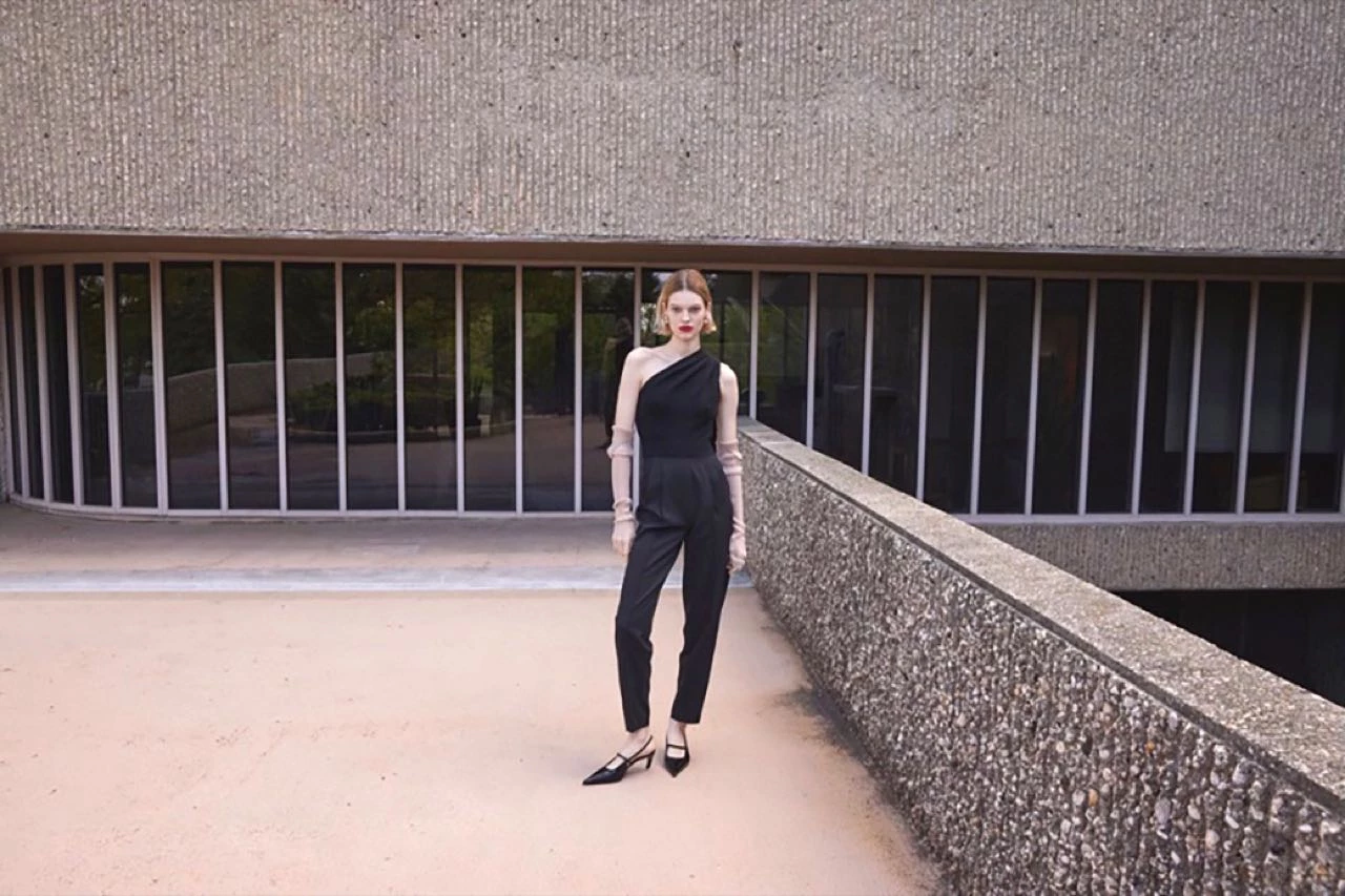 Hervé Leger campaña pre otoño 2023