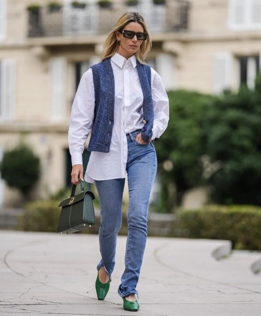 Jean y camisa, la combinación que no falla. Foto: Pinterest.