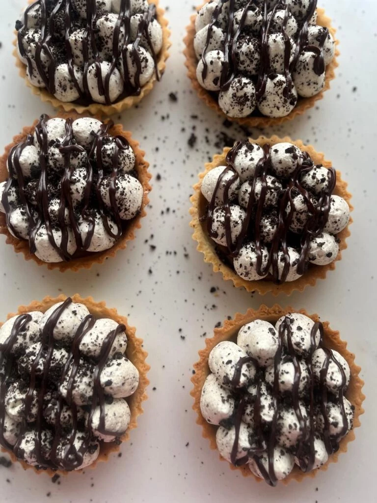 Mini tartitas de dulce de leche y crema oreo