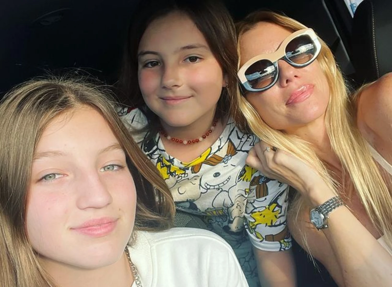Nicole Neumann mostró cómo la está pasando en Miami con sus dos hijas