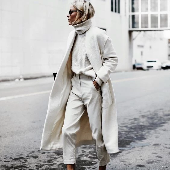 Pantalones blancos tendencia