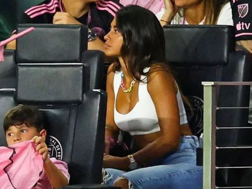 El look de Antonela Roccuzzo