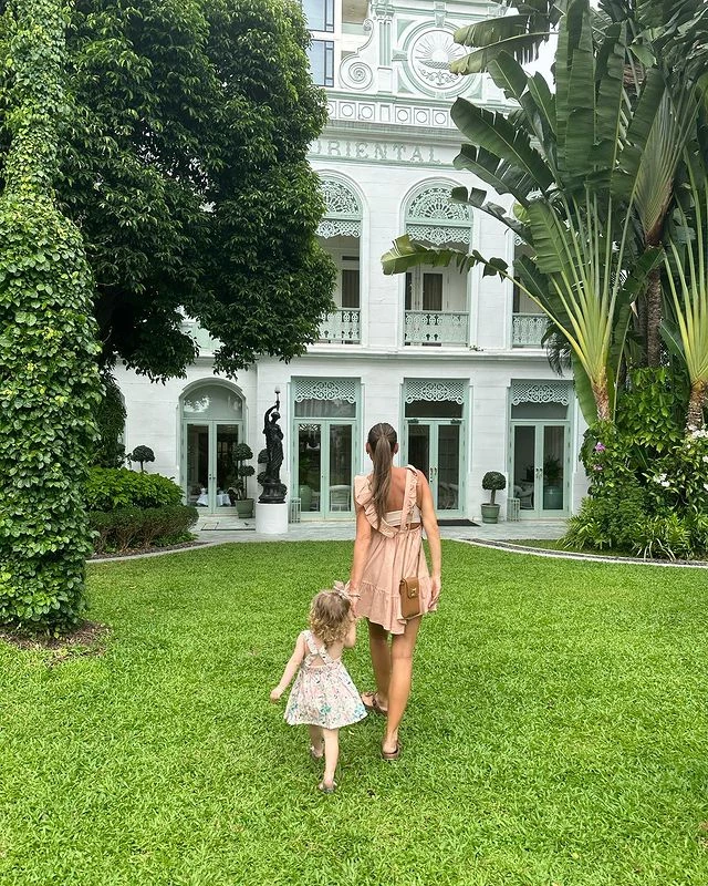 Pampita y Ana García Moritán en Bangkok