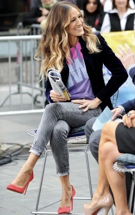 cómo hacer de los jeans una prenda multifunción al estilo de Sarah Jessica Parker