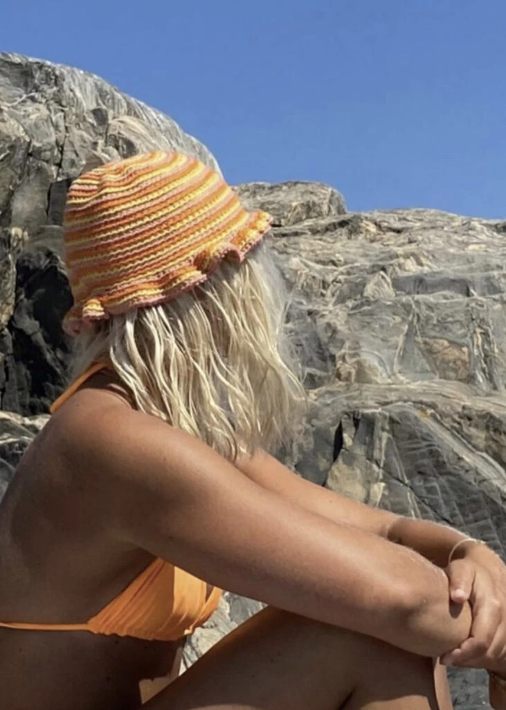 Taína Gravier nos adelanta el accesorio del próximo verano. Foto: Pinterest.