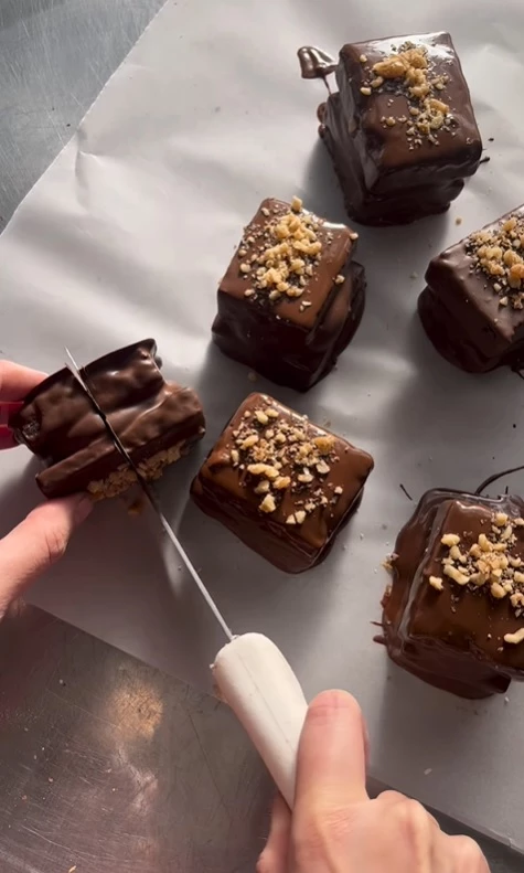 alfajores de brownie