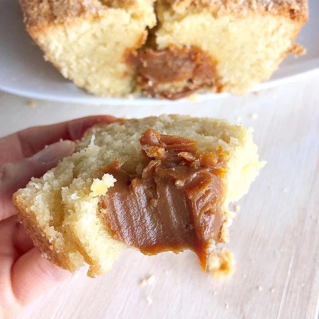 budin de vainilla con corazon de dulce de leche