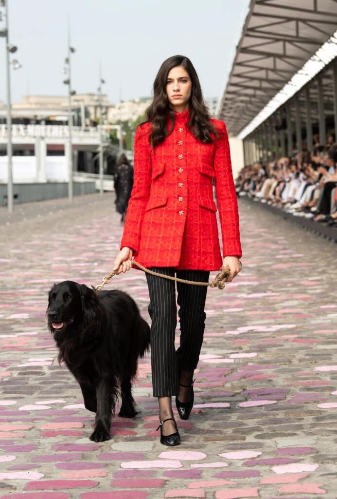 Colección otoño invierno 2024 Chanel en la Semana de Alta Costura de París