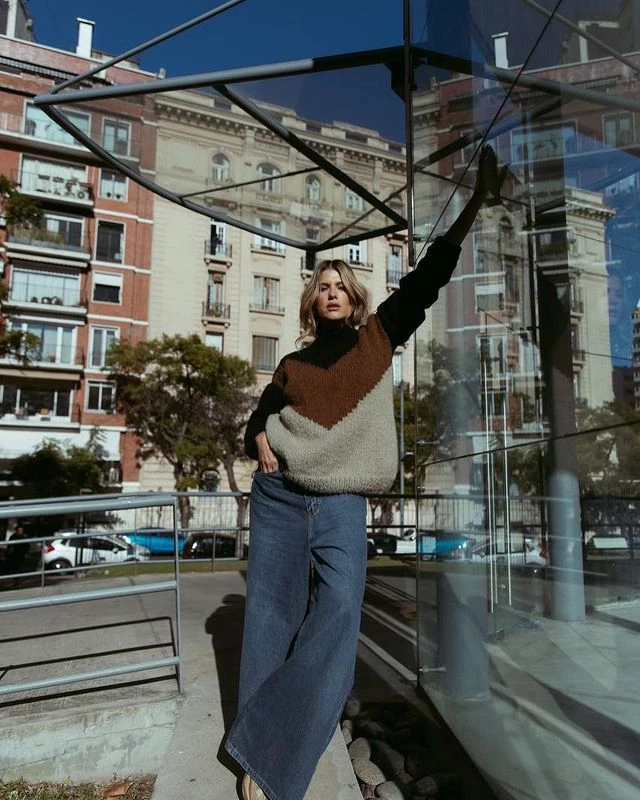 famosas con sueteres looks cancheros