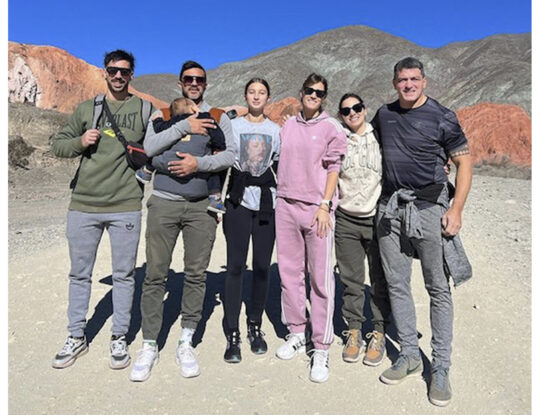 Así se divierte Indiana junto a Fabián Cubero y Mica Viciconte en Jujuy