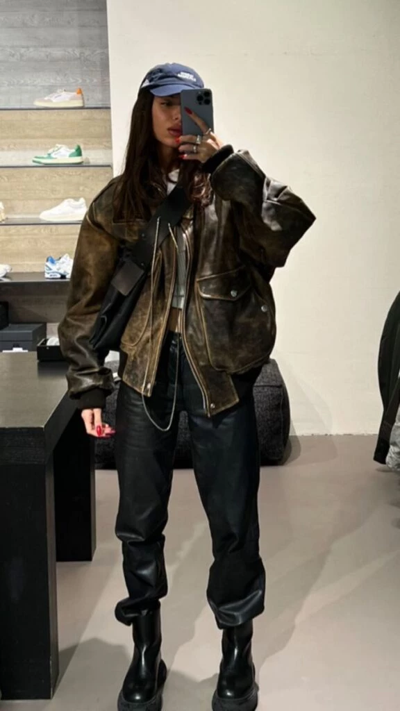 los mejores looks en capas para organizar la semana con basicos 