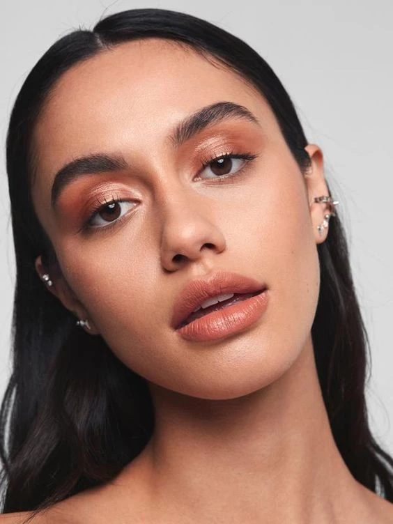 maquillaje luminoso glowstack