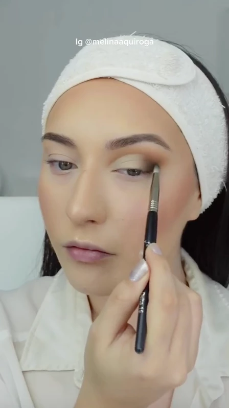 maquillaje para parpado caido