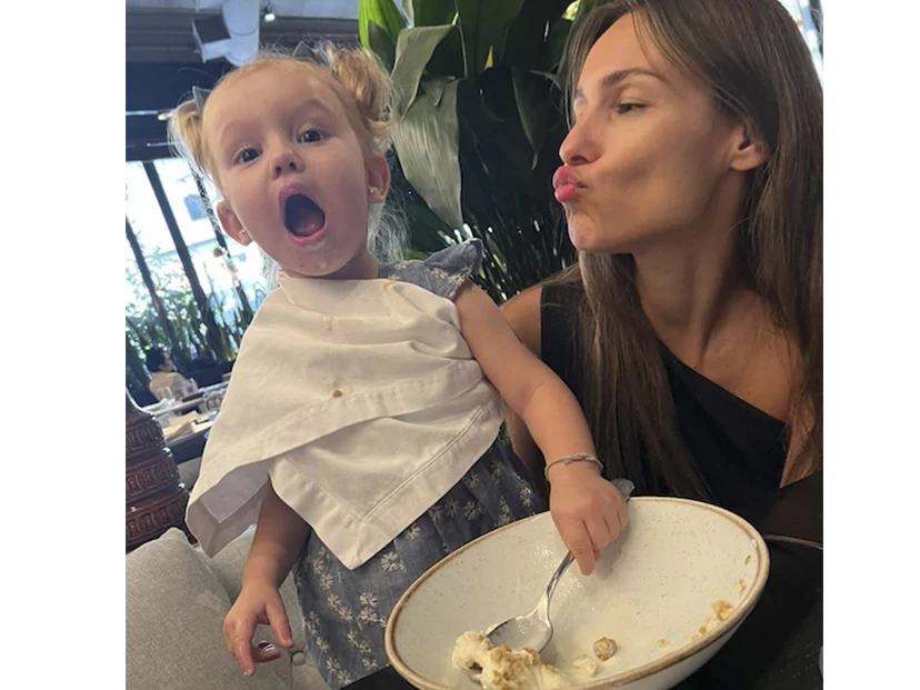 pampita y ana garcia moritan