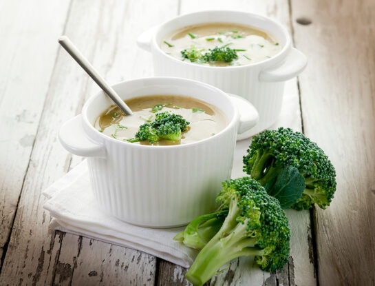 Sopa de brócoli: una receta fácil y deliciosa para combatir el frío
