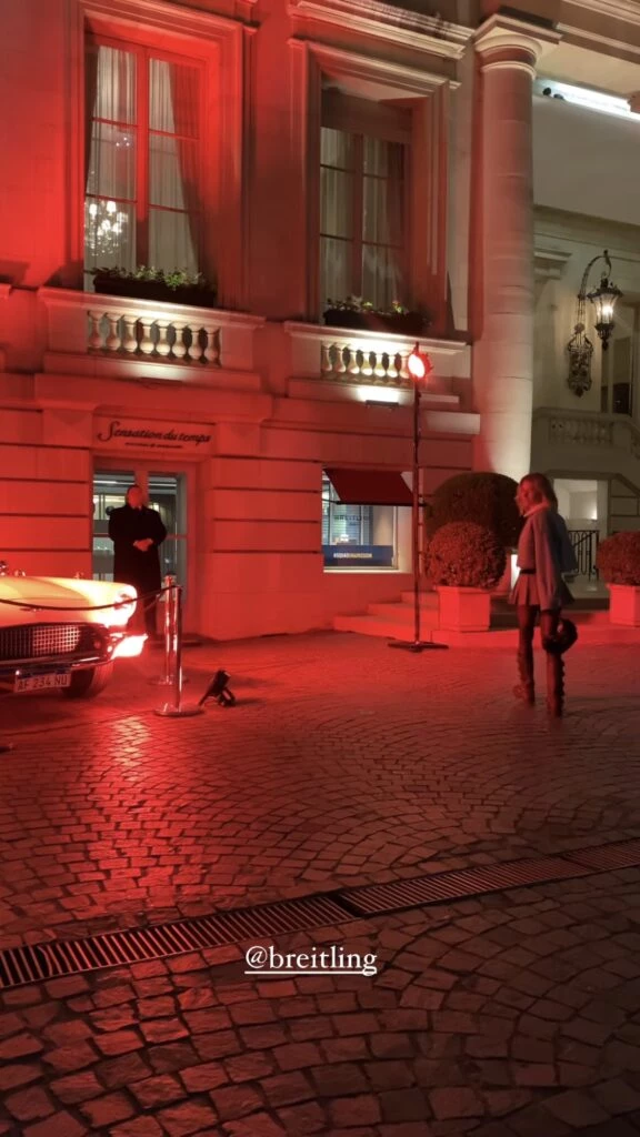 Angie Landaburu impactó con un look preppy en un evento. Foto: Instagram.