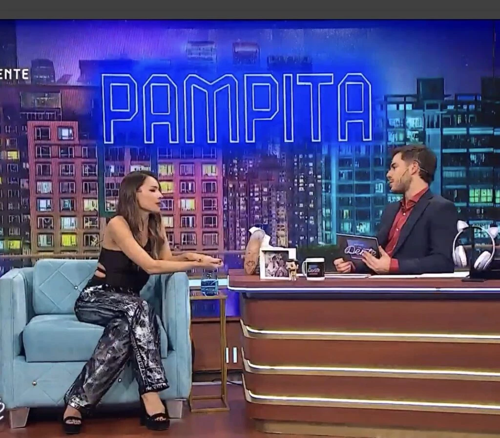 Así es el look super trendy de Pampita en Noche al Dente. Foto: Instagram.
