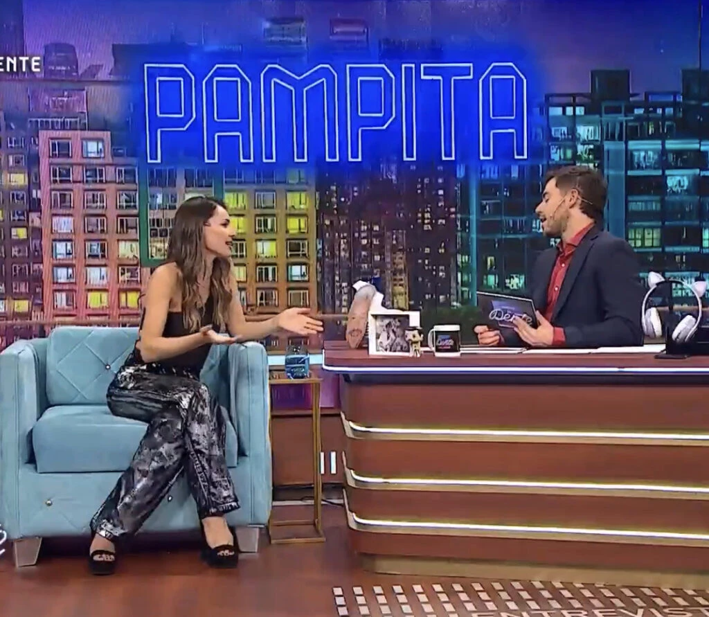 Así es el look super trendy de Pampita en Noche al Dente. Foto: Instagram.