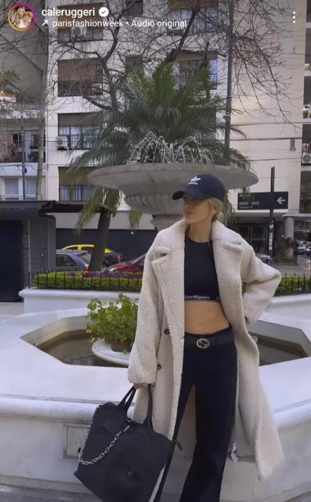 Cande Ruggeri mostró su abrigo de corderito súper trendy