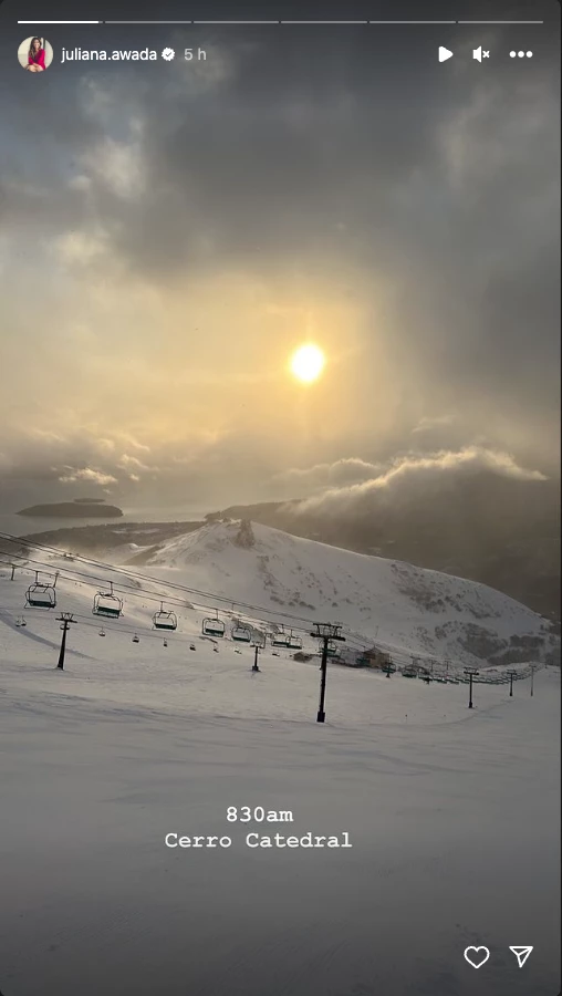Juiana Awada esquiando en Bariloche