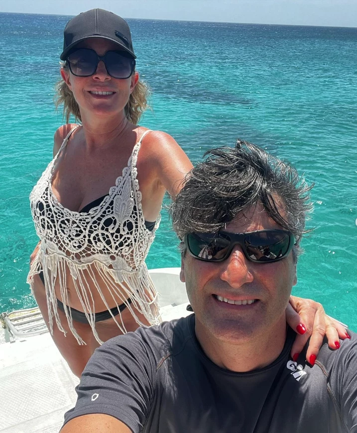 Sandra Borghi y su marido en Aruba