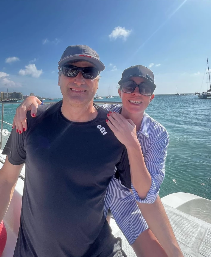 Sandra Borghi y su marido en Aruba