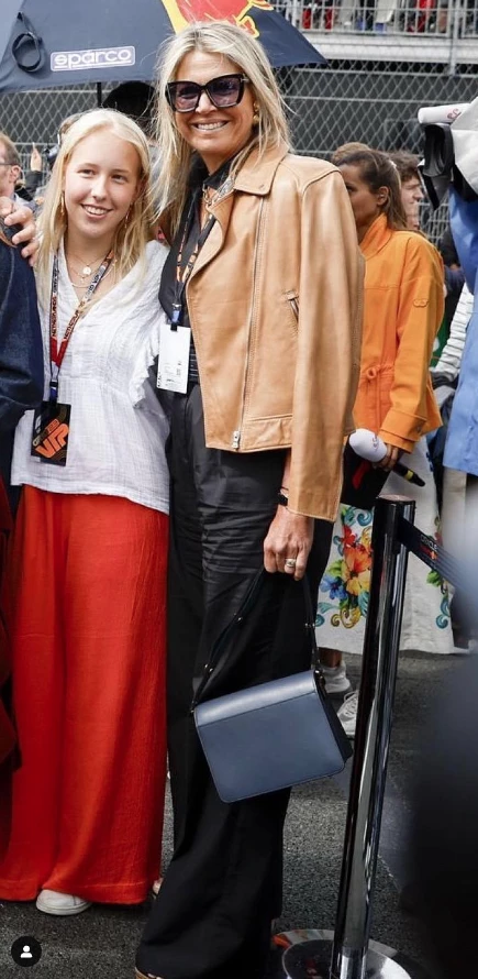 Máxima, Guillermo, sus hijas Amalia y Alexia y su sobrina Luana en el Gran Premio de la F1 en Países Bajos