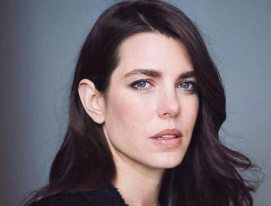 Guía de estilo: Charlotte Casiraghi marca tendencia con los anteojos versión 2024