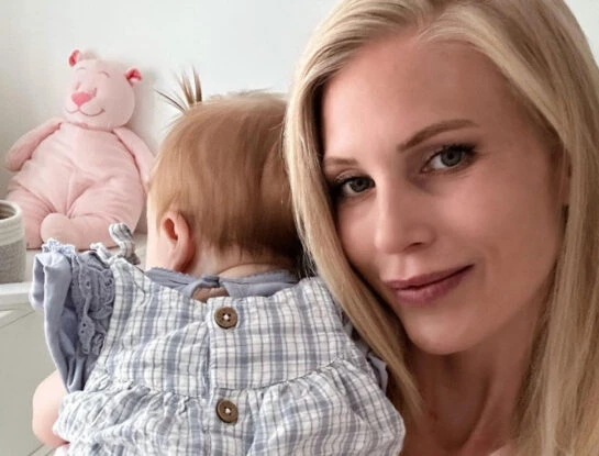 Daniela Christiansson compartió tiernas fotos con su hija Elle en Italia
