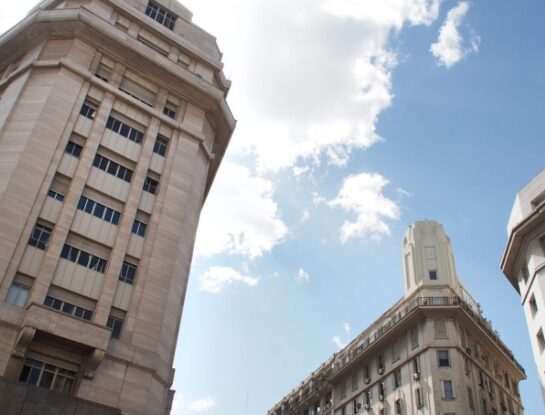 La historia del edificio Volta, la joya arquitectónica de Alejandro Bustillo en pleno microcentro porteño