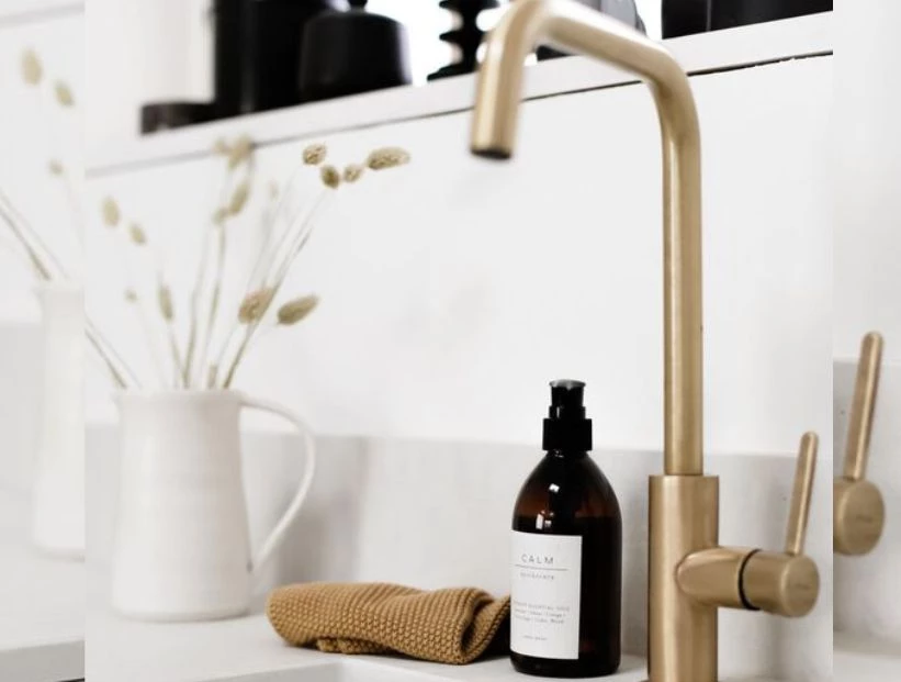 Trucos de limpieza: cómo eliminar las manchas de cal de la grifería con solo 2 ingredientes de cocina