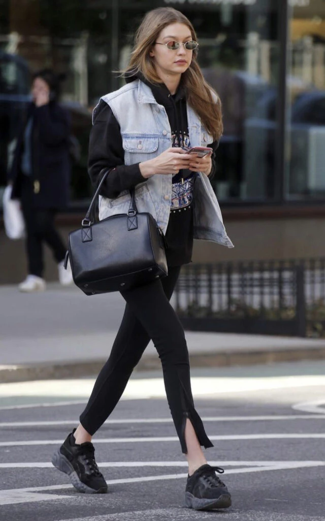 El jean se viene en todas sus variantes esta temporada. Foto: Pinterest.