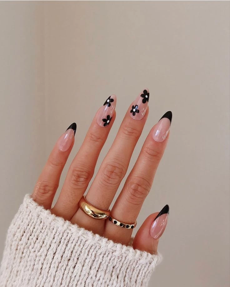 'Flower nails', el estilo más romántico para tus uñas que es tendencia
