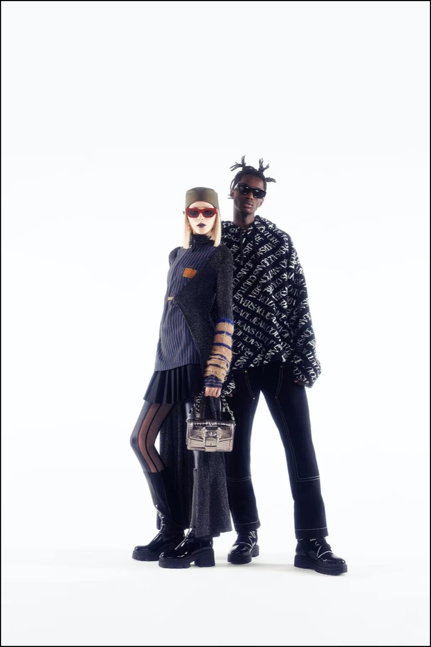 Versace Jeans Couture otoño invierno 2023/24