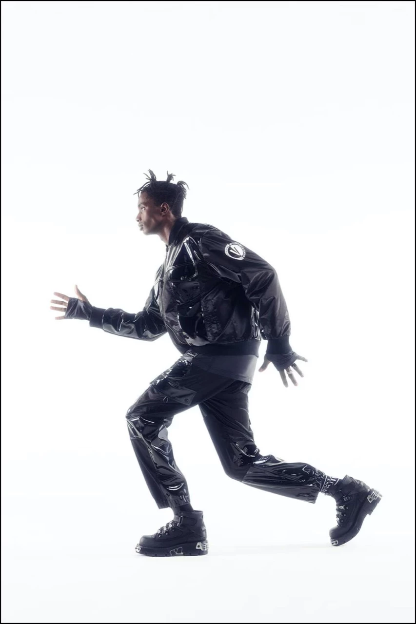 Versace Jeans Couture otoño invierno 2023/24